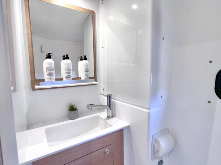 Boot mieten Parham Town günstig Bali Catspace Voile