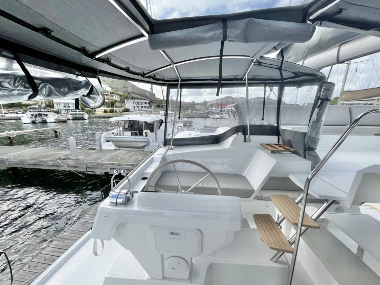 Fountaine Pajot Elba 45 mieten Parham Town