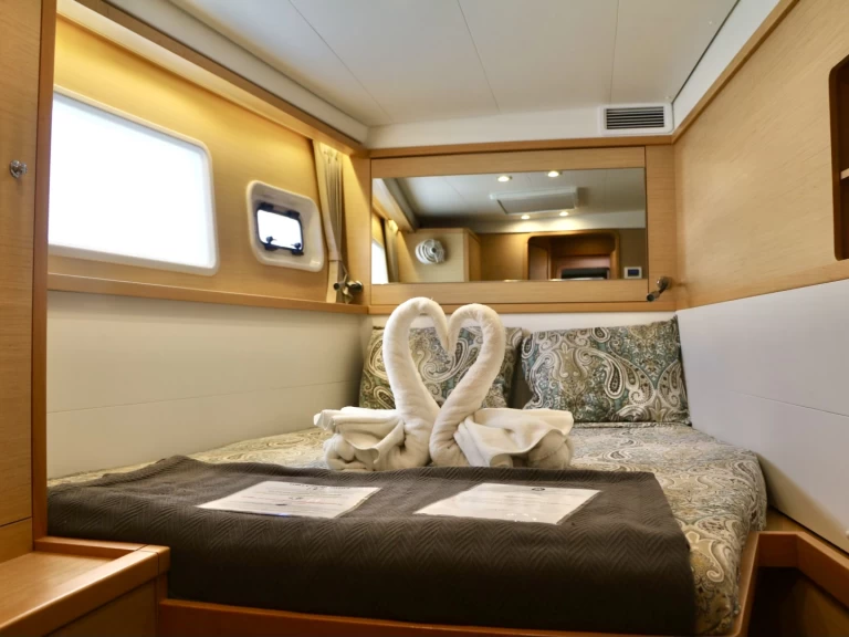 Lagoon Lagoon 450 mieten Parham Town