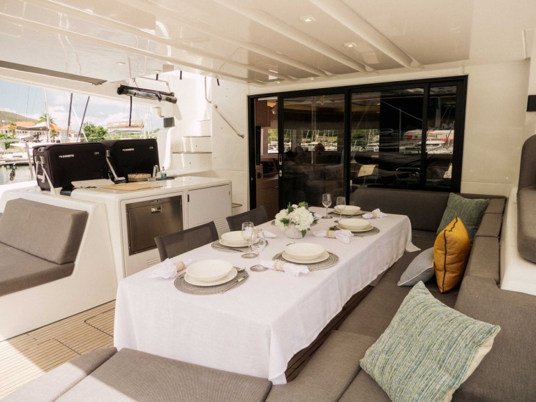 Bootsverleih Lagoon Lagoon 55 - 4 cab. Parham Town Samboat