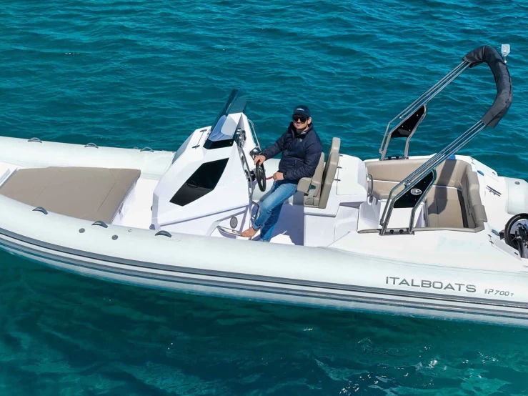 Motorboot mieten in Pula -  Italboats Predator 700