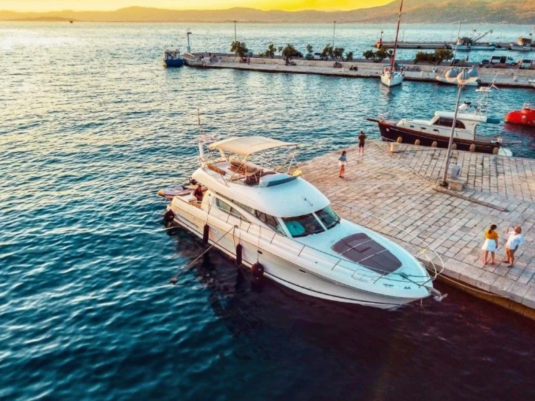 Motorboot mieten in Split - Prestige Jeanneau Prestige 46 Fly