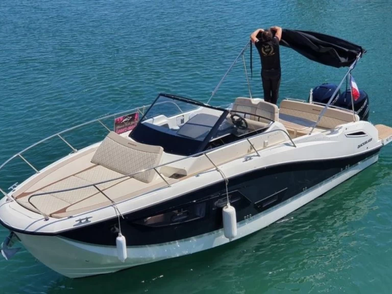 Motorboot mieten in Juan-les-Pins zum besten Preis