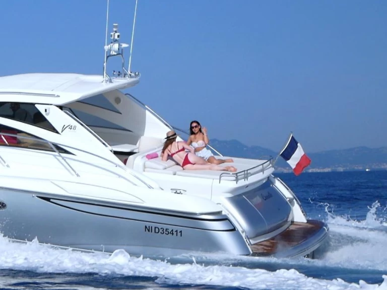 Motorboot mit oder ohne Skipper Princess mieten in Juan-les-Pins