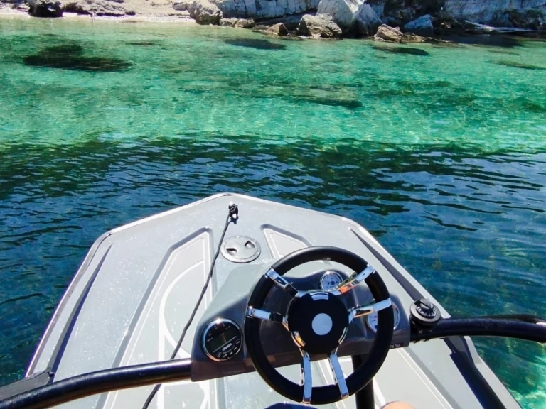 Boot mieten Golfe-Juan günstig Awash 370