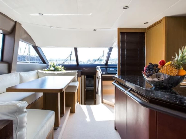 Bootsverleih Princess Princess 64 Fly Beaulieu-sur-Mer Samboat