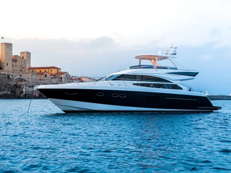 YachtCharter in Beaulieu-sur-Mer - Princess Princess 64 Fly auf SamBoat