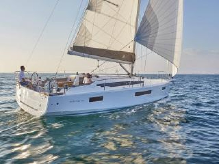 SUN ODYSSEY 410 NEW SUN ODYSSEY 410 NEW mieten Hyères