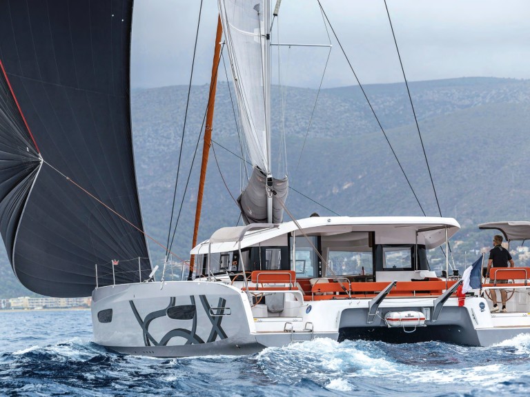 YachtCharter in Le Marin - Bénéteau Excess 14 auf SamBoat