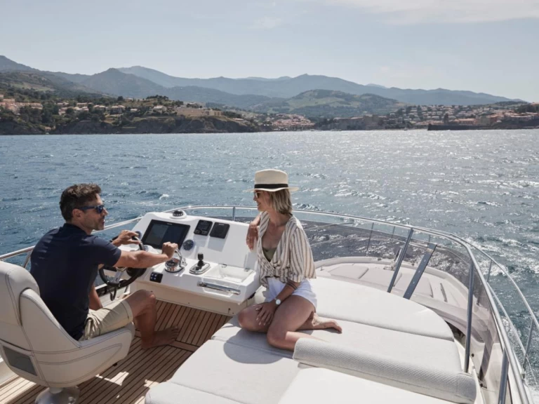 YachtCharter in Juan-les-Pins - Prestige Prestige 420 Fly auf SamBoat