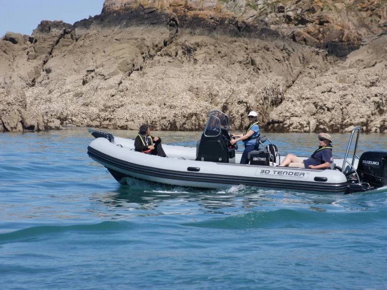 Ein 3D Tender DREAM 6.55 mieten in Saint-Quay-Portrieux