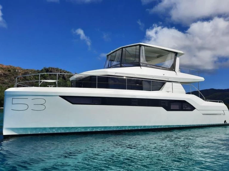 Leopard 53 PC mieten Antibes