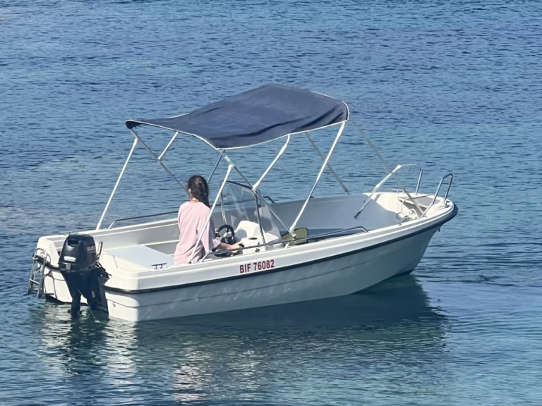 Terhi 445 C mieten Calvi