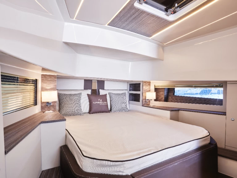 Motorboot mit oder ohne Skipper Nassima40 mieten in Ibiza Town