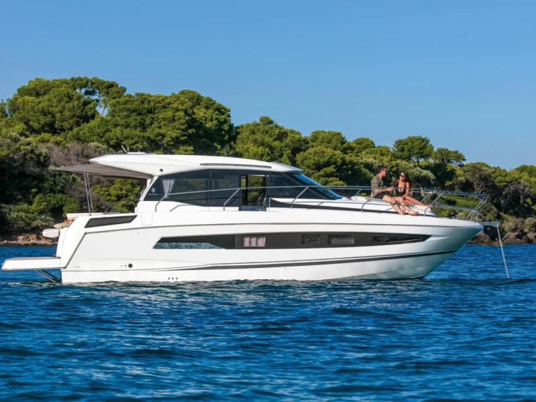 Motorboot mieten in Juan-les-Pins zum besten Preis