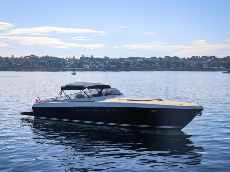 Itama 55 mieten Juan-les-Pins