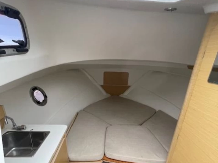 Bénéteau Flyer 750 Sun Deck Rubis mieten Antibes