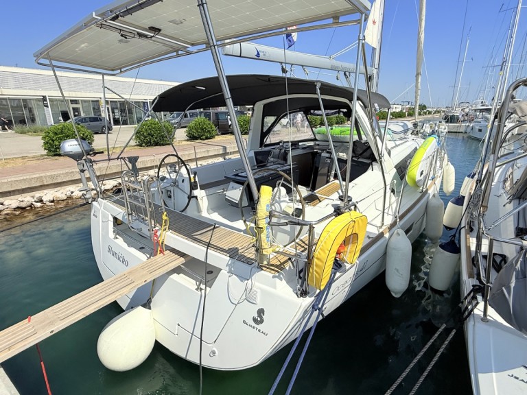 Segelboot mieten in Sukošan zum besten Preis