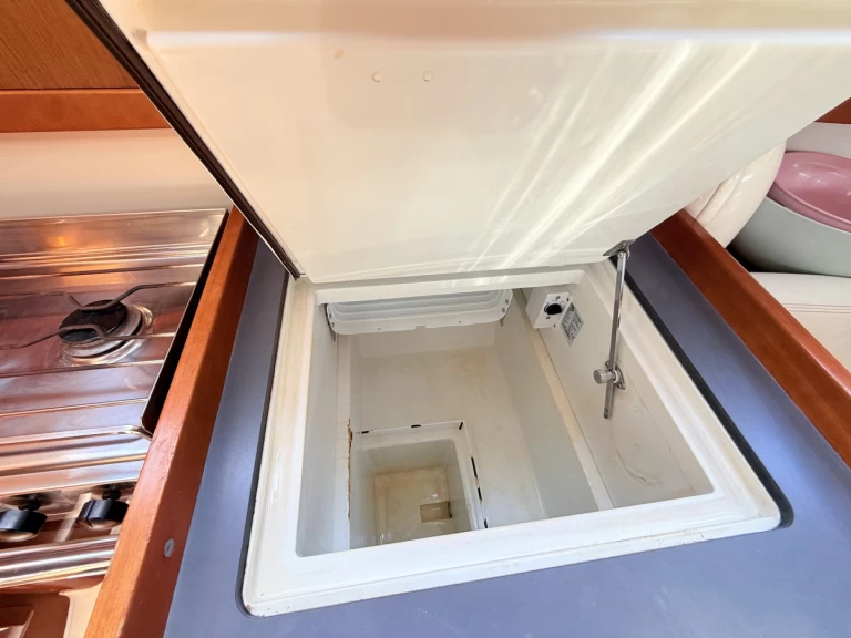 Segelboot mieten in Sukošan zum besten Preis