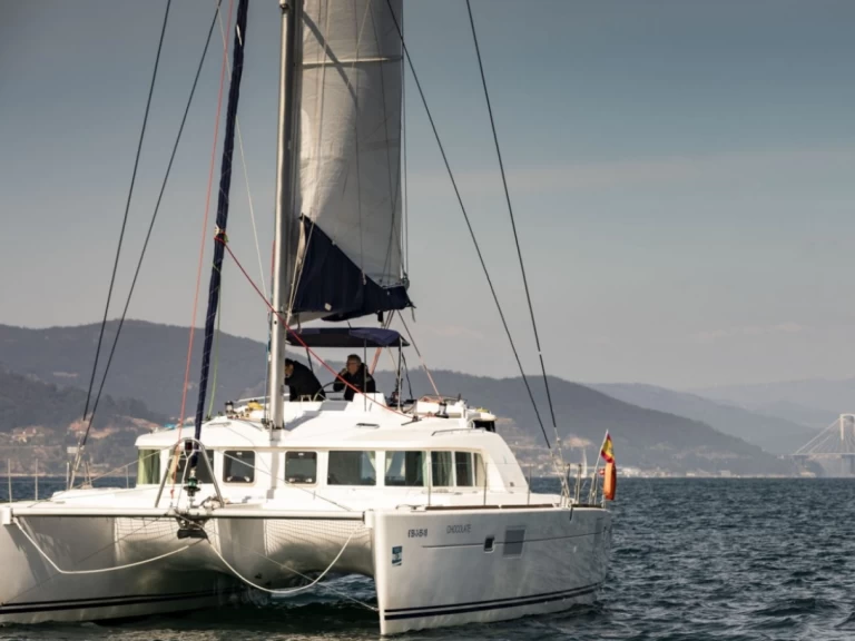 Boot mieten Vigo günstig Lagoon 440