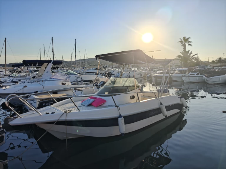 YachtCharter in Sainte-Maxime - Tecnomariner Stealth Mithos  auf SamBoat