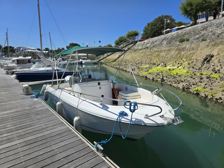 Boot mieten Saint-Denis-d'Oléron günstig Cap Camarat 625
