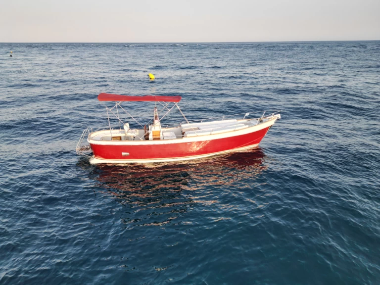 Ein Dasamarine Altair 25 mieten in Catania