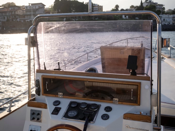 Bootsverleih Dasamarine Altair 25 Catania Samboat