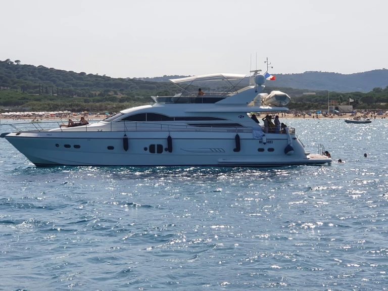 YachtCharter in Saint-Raphaël - vz 68 auf SamBoat