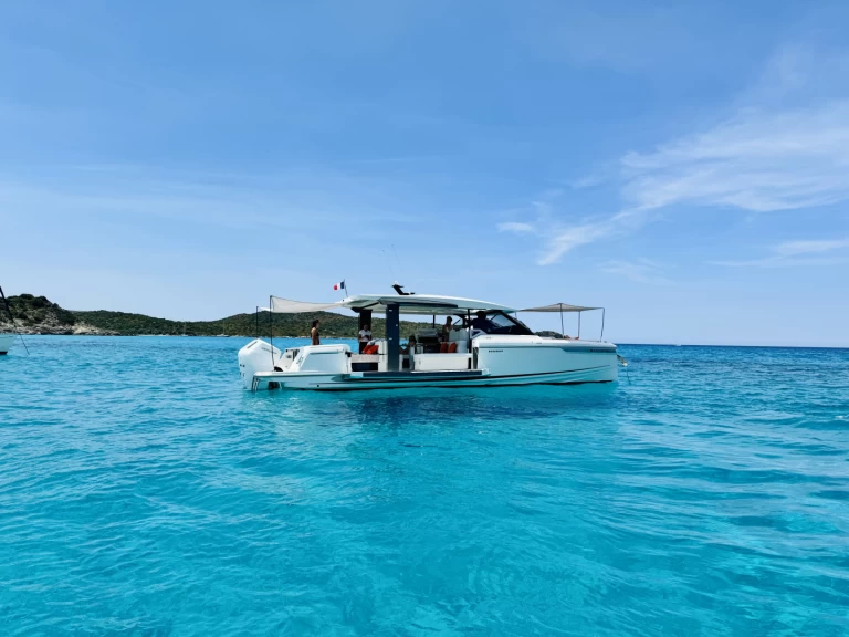 YachtCharter in Saint-Florent - Saxdor Saxdor 400 GTO auf SamBoat