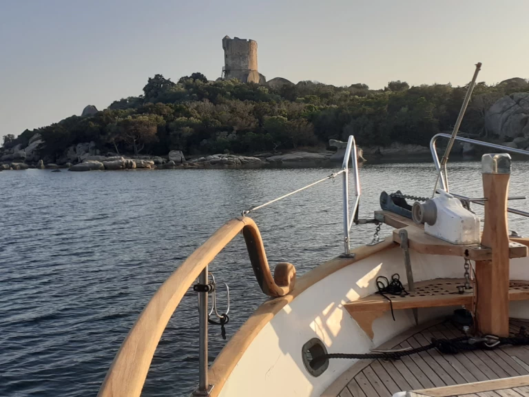 Bootsverleih eurobanker 38 CLASSIQUE Figari Samboat