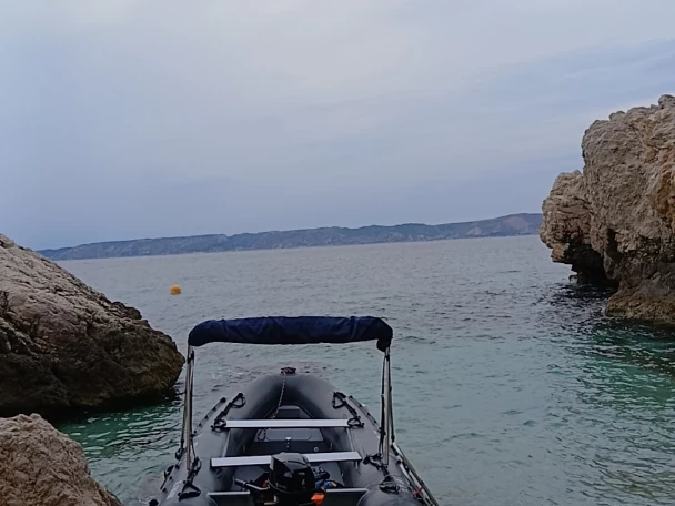 Schlauchboot mieten in Marseille zum besten Preis