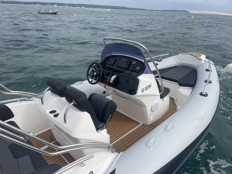 Ein Grand Boats Golden Line G580LF mieten in Cap Ferret
