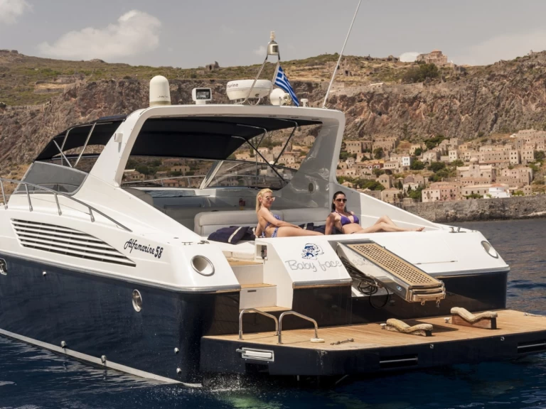 Alfamarine 58 mieten Chania