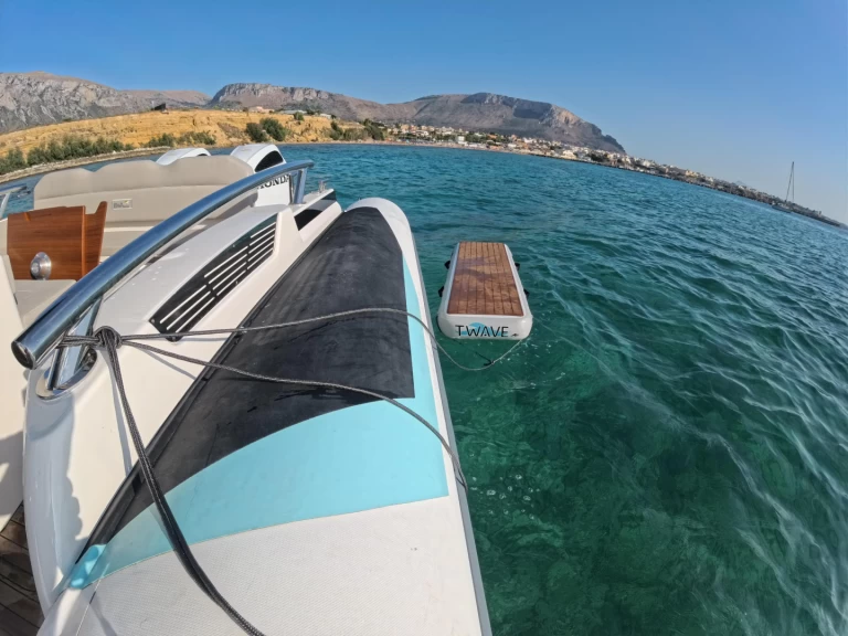 Vermietung Schlauchboot Bwa mit Führerschein