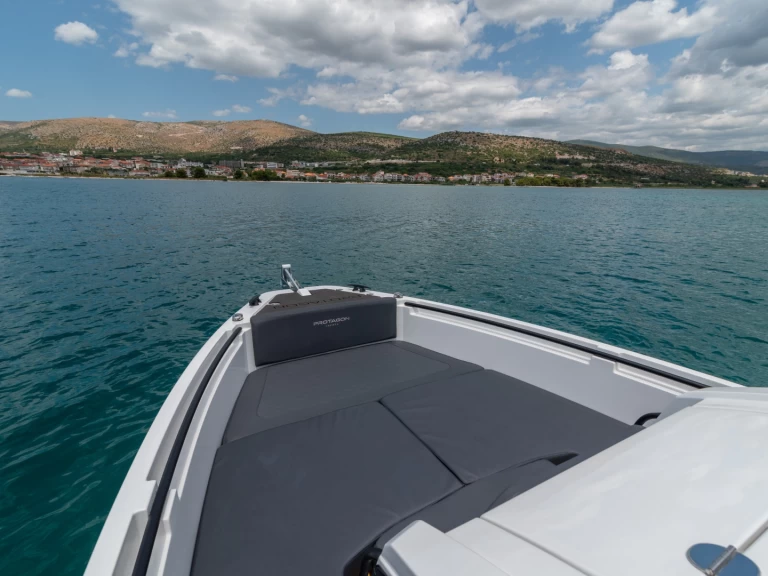 Boot mieten Trogir günstig 25 Space