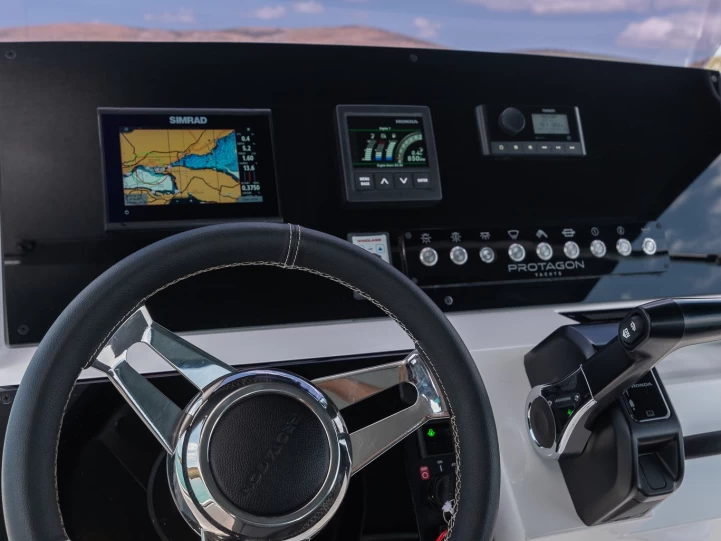 Motorboot mieten in Trogir - Protagon 25 Space