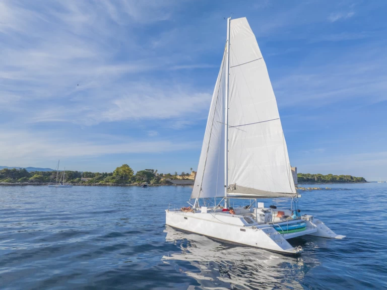 Lombardini Lady Hawke 39 Cabrio mieten Théoule-sur-Mer
