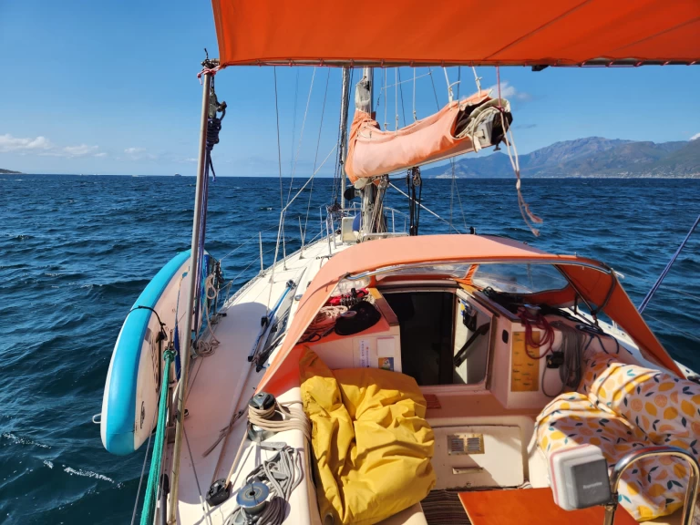 YachtCharter in Saint-Florent - Jeanneau Sun Fizz auf SamBoat