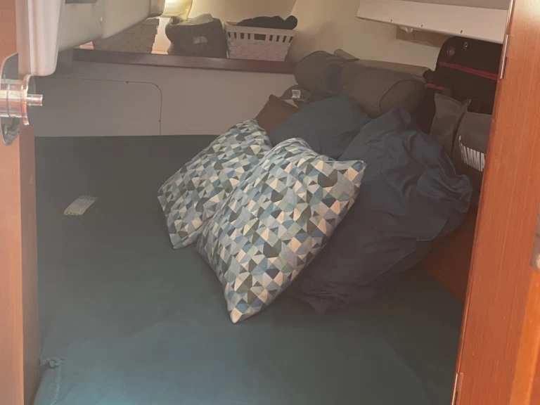 Bootsverleih Bénéteau Oceanis 323 Clipper Toulon Samboat