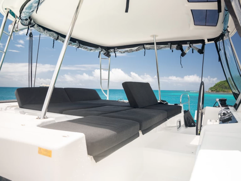 Ein Lagoon Lagoon 46 mieten in Eden Island