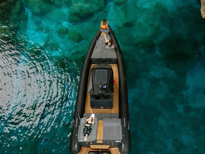 Ribco SF-36X mieten Sifnos