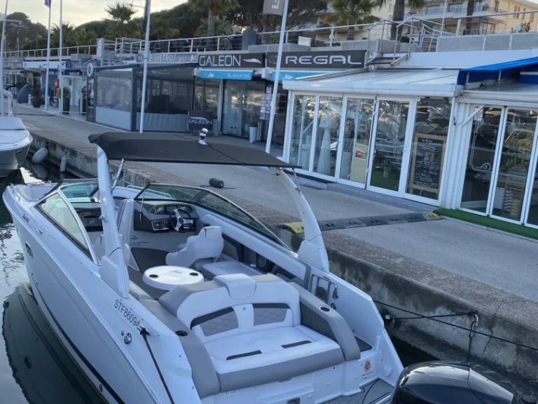 Vermietung Motorboot Four Winns mit Führerschein