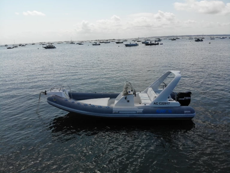 Sacs Sacs S 680 Ghost mieten Lège-Cap-Ferret