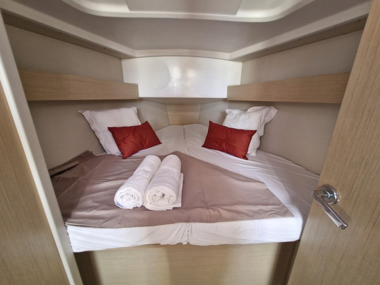Boot mieten Barcelona günstig Oceanis 30.1