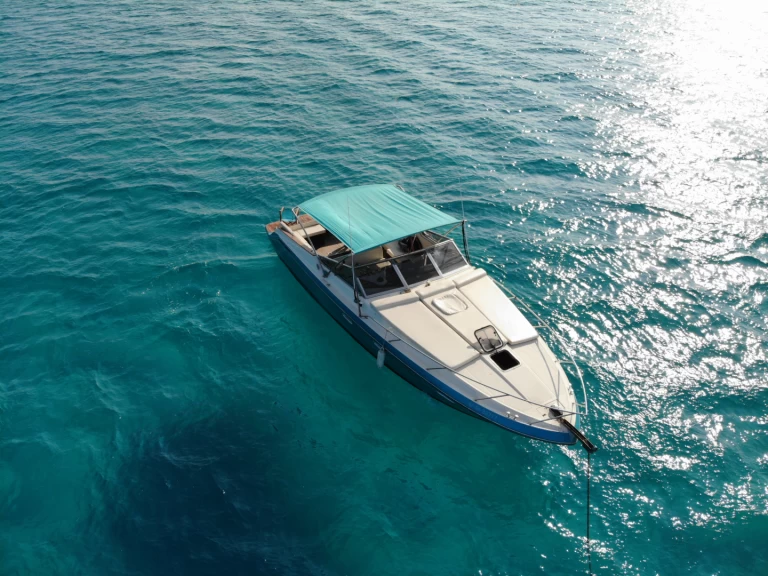 Motorboot mit oder ohne Skipper Glastron mieten in Mahón