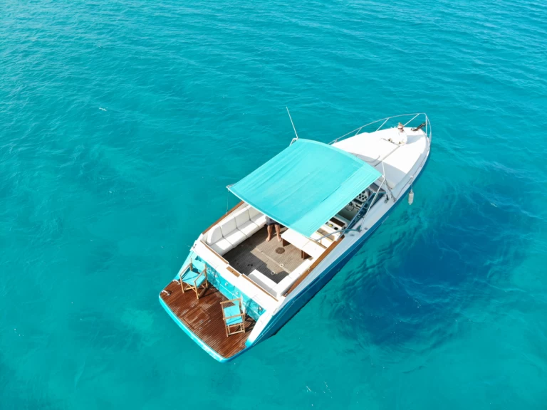 Motorboot mieten in Mahón zum besten Preis