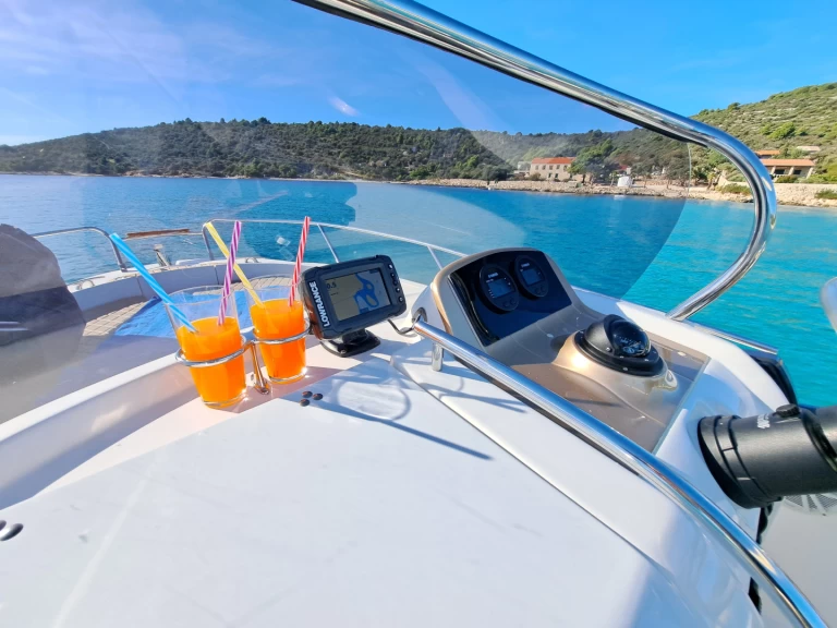 Vermietung Motorboot Sessa Marine mit Führerschein