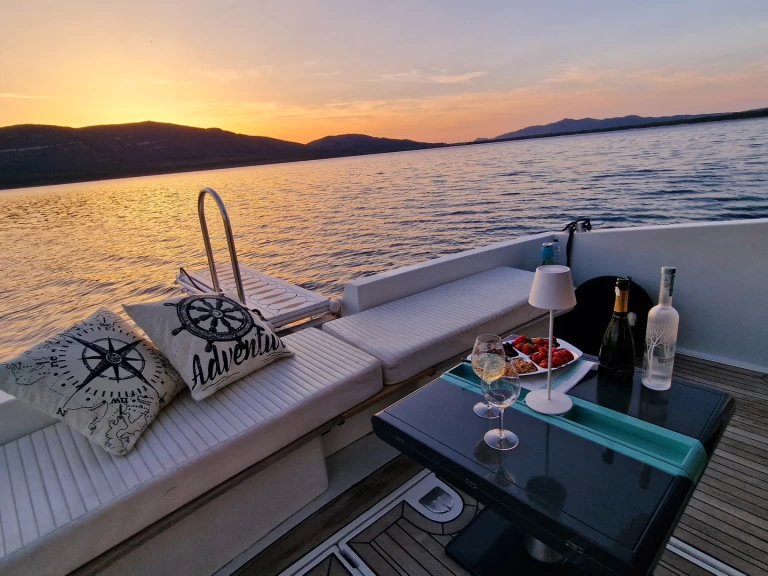 YachtCharter in Porto di Fertilia - Ferretti Altura 40 auf SamBoat