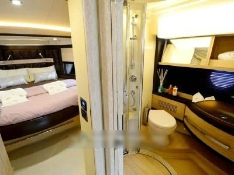 Ein Azimut 65 mieten in Marina Del Rey